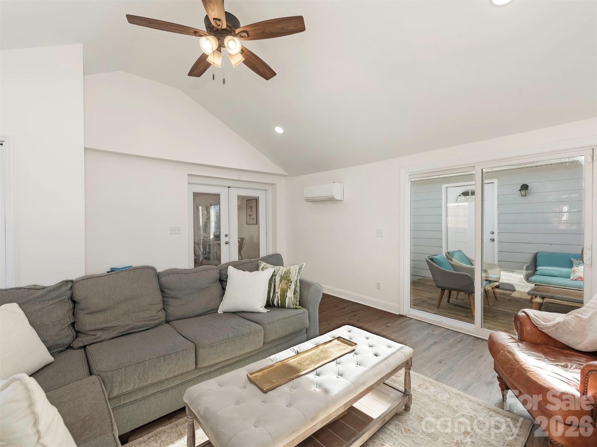 Rollingwood - Residential