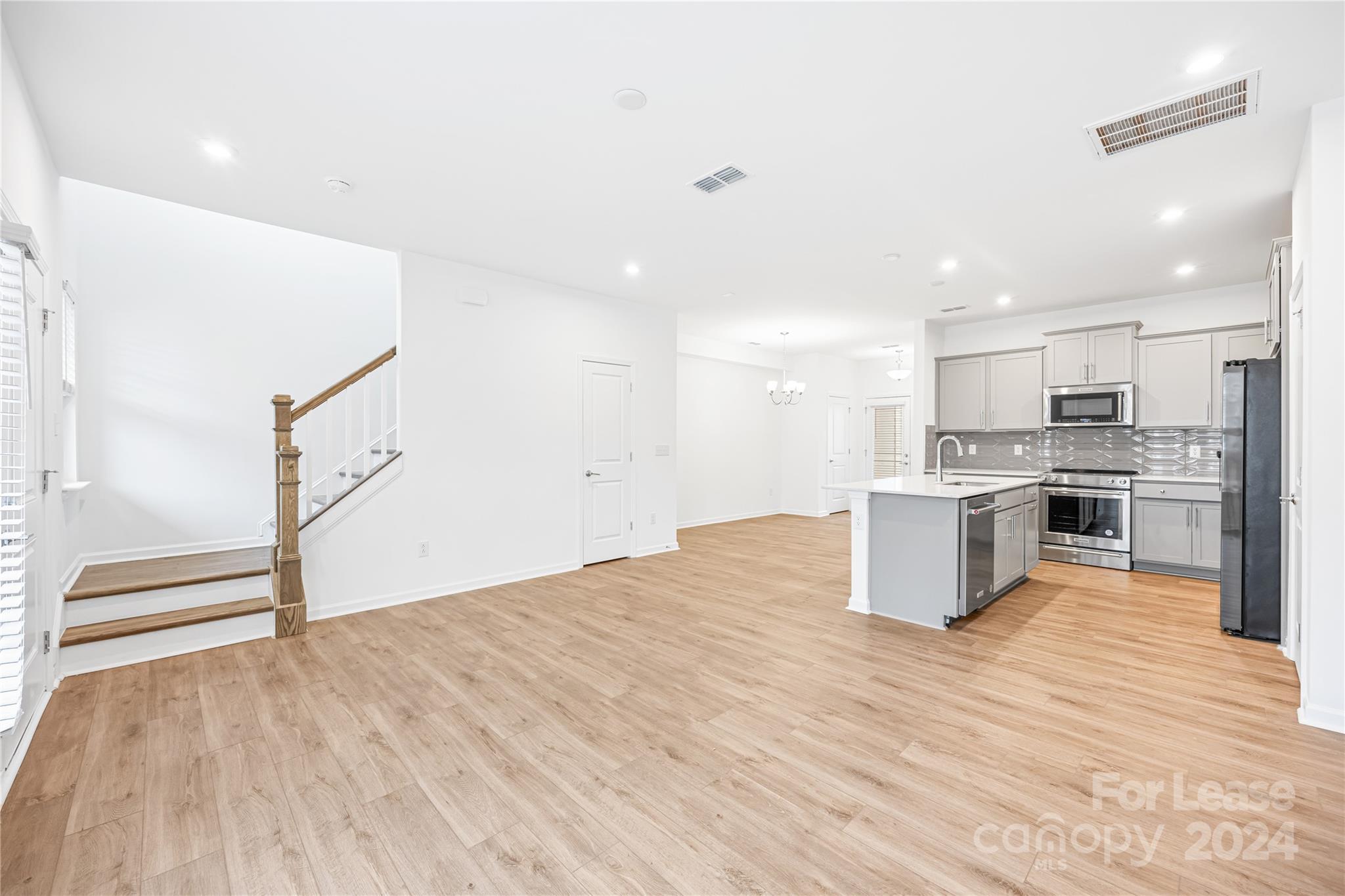 Odell Corners - Residential Lease