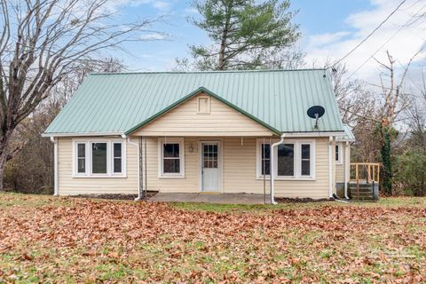 A home in Hickory