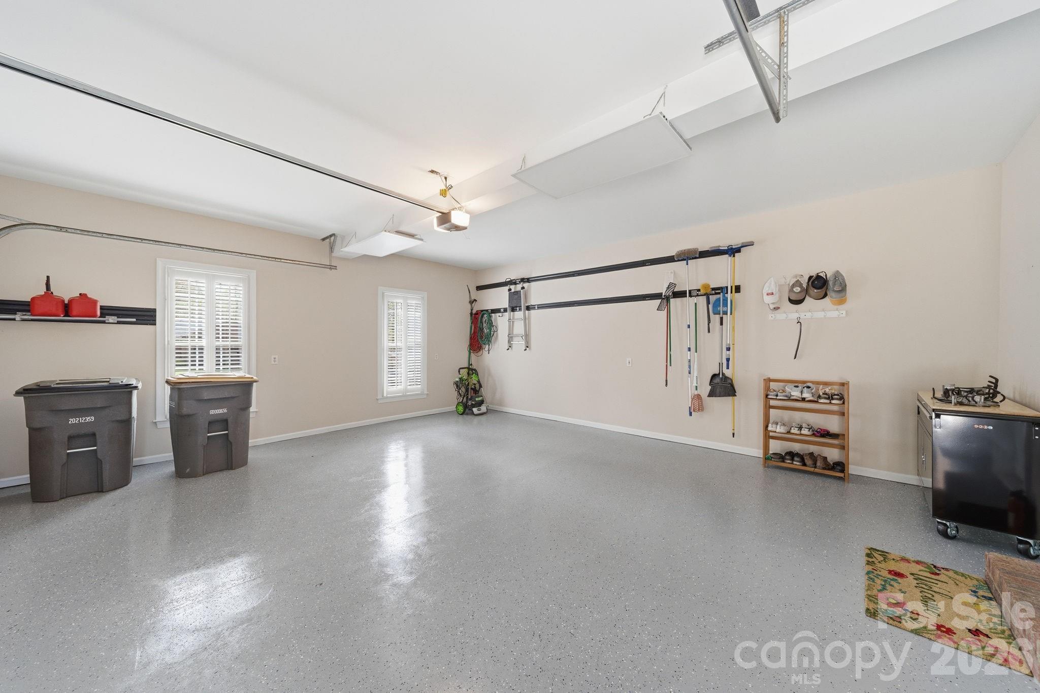 Country Road - Residential