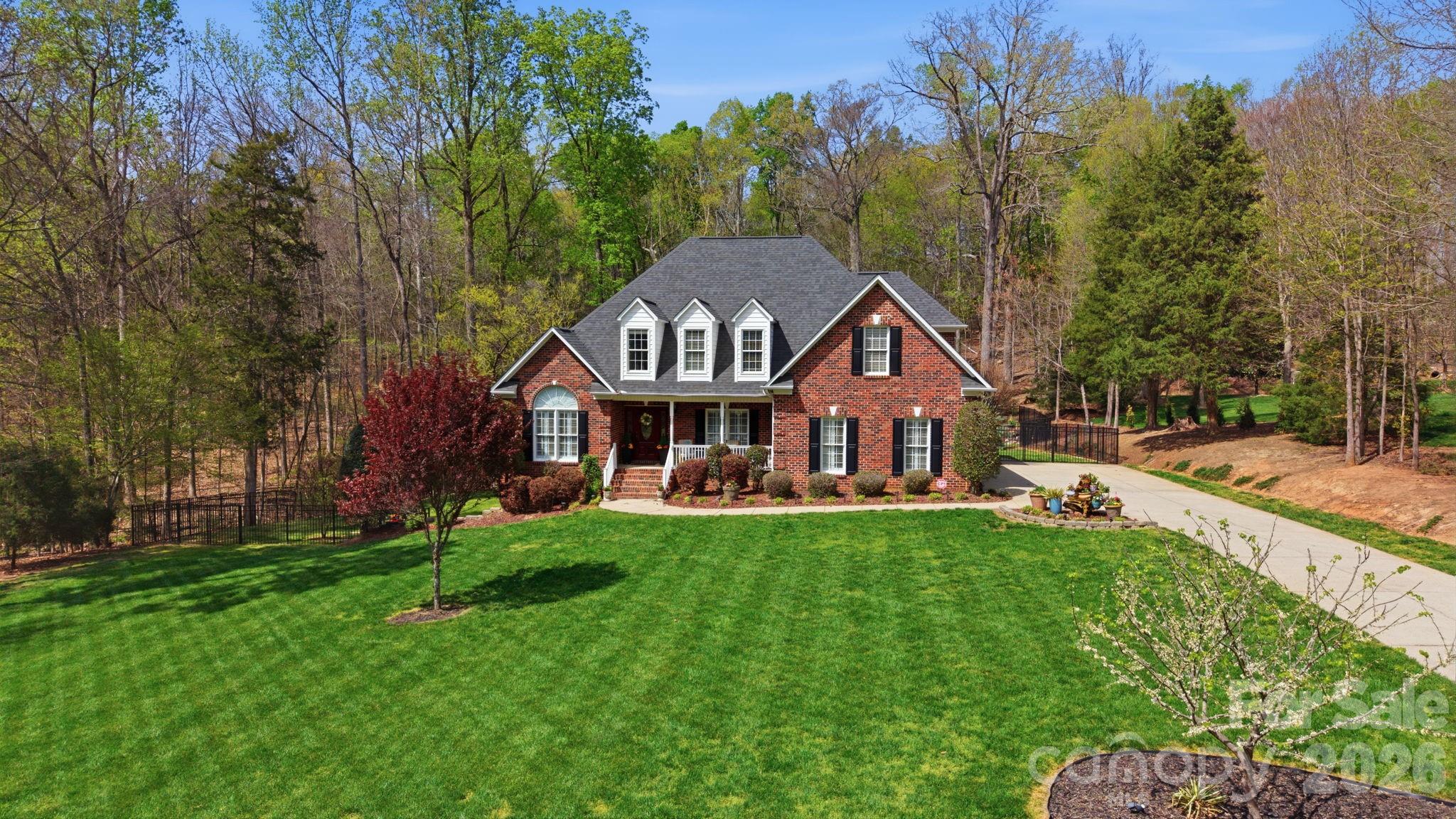 Country Road - Residential