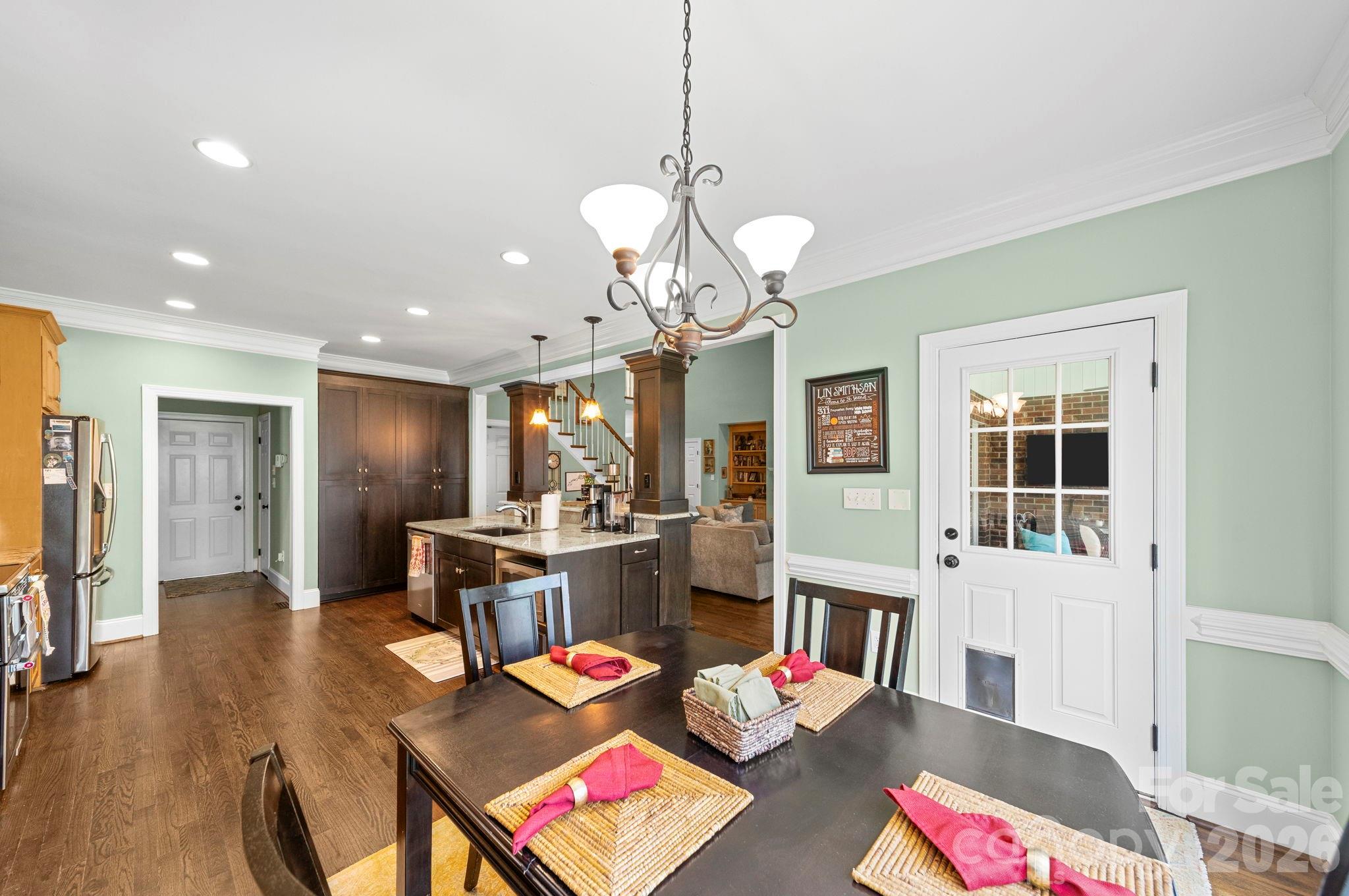 Country Road - Residential