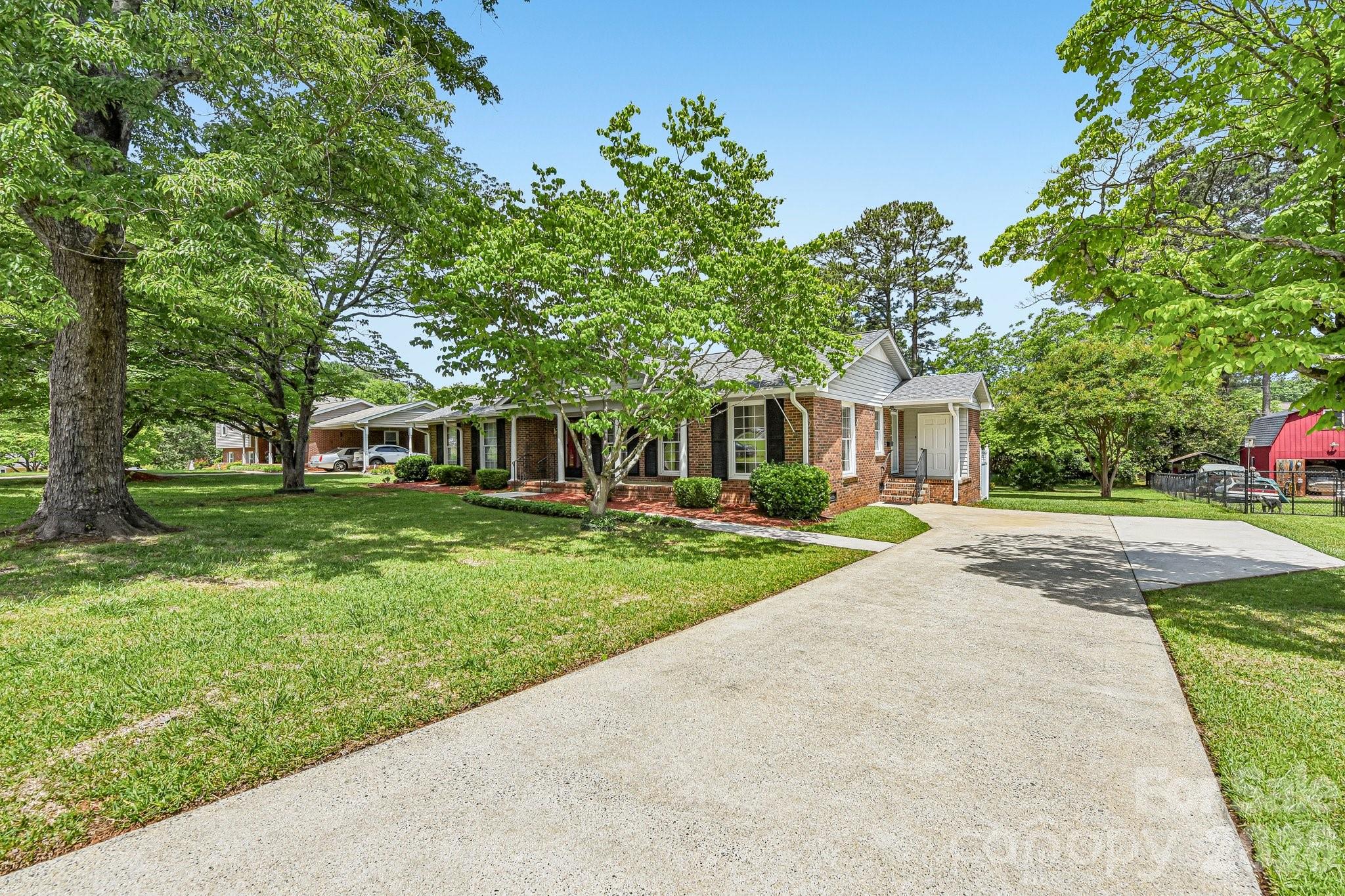 1019 Christopher Circle