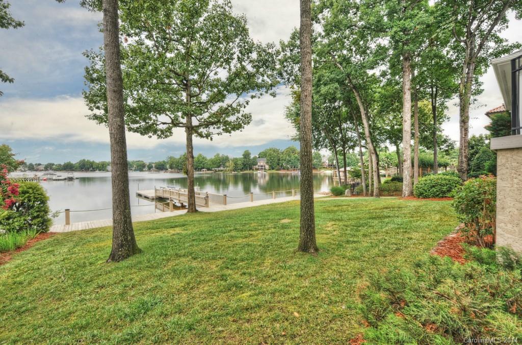 The Peninsula - Residential