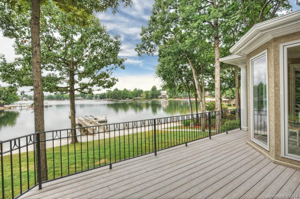 The Peninsula - Residential