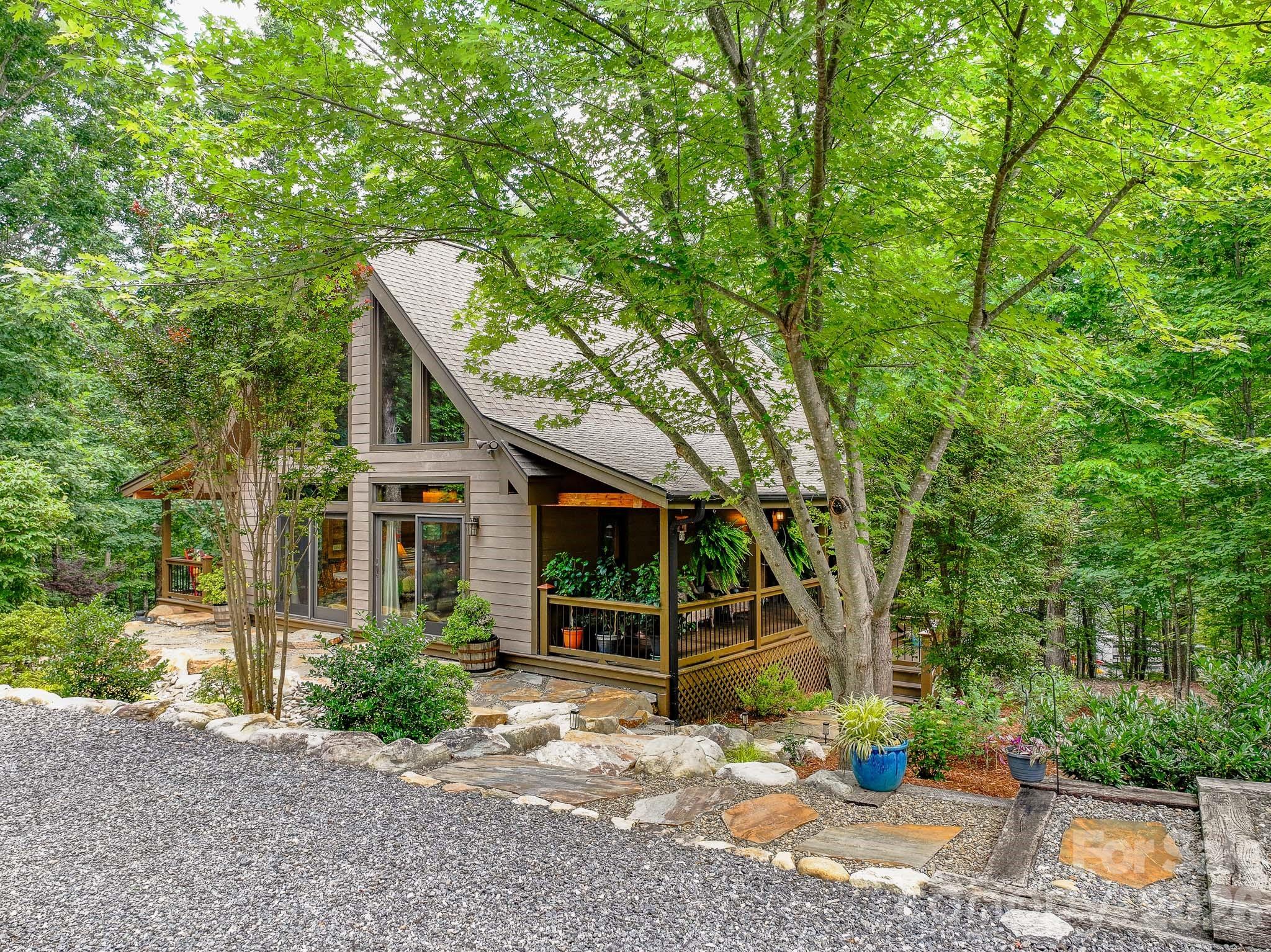 68 Woodgate Trail 93