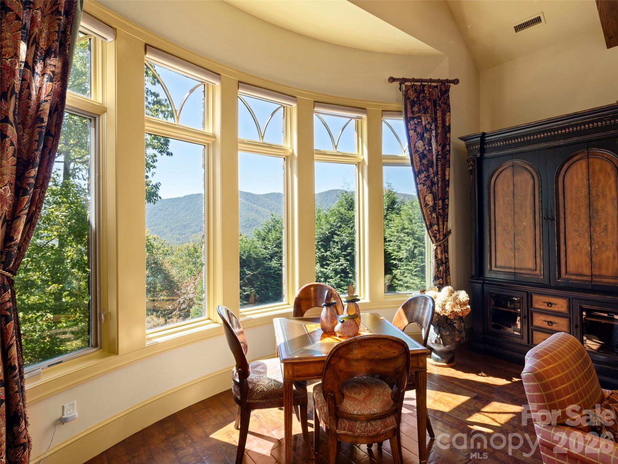 The Cliffs at Walnut Cove - Residential