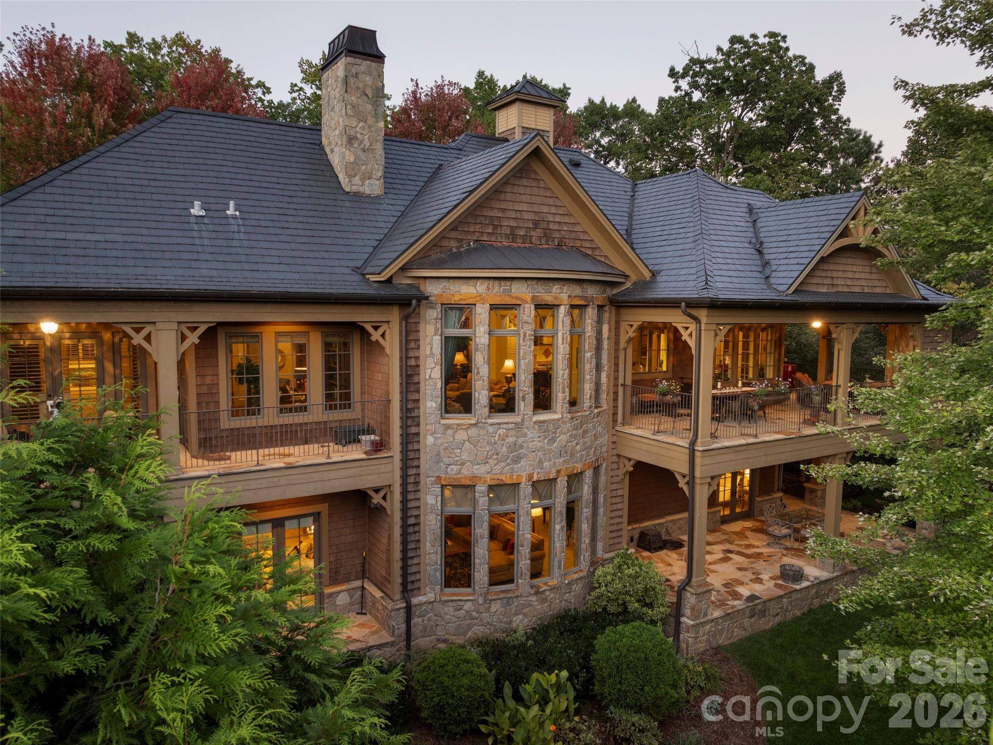 5 Rock Vista Way