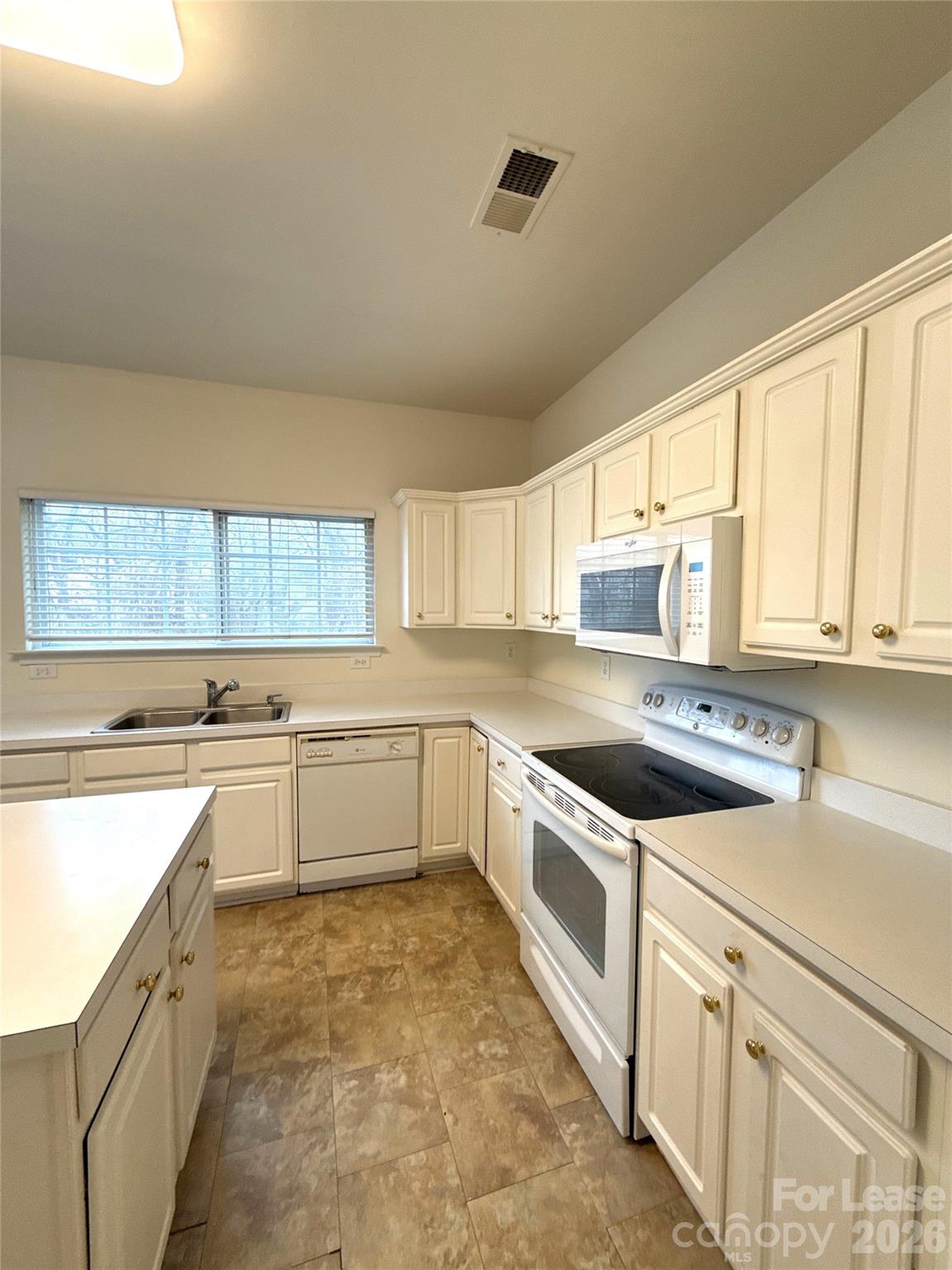 Wyndham Place - Residential Lease