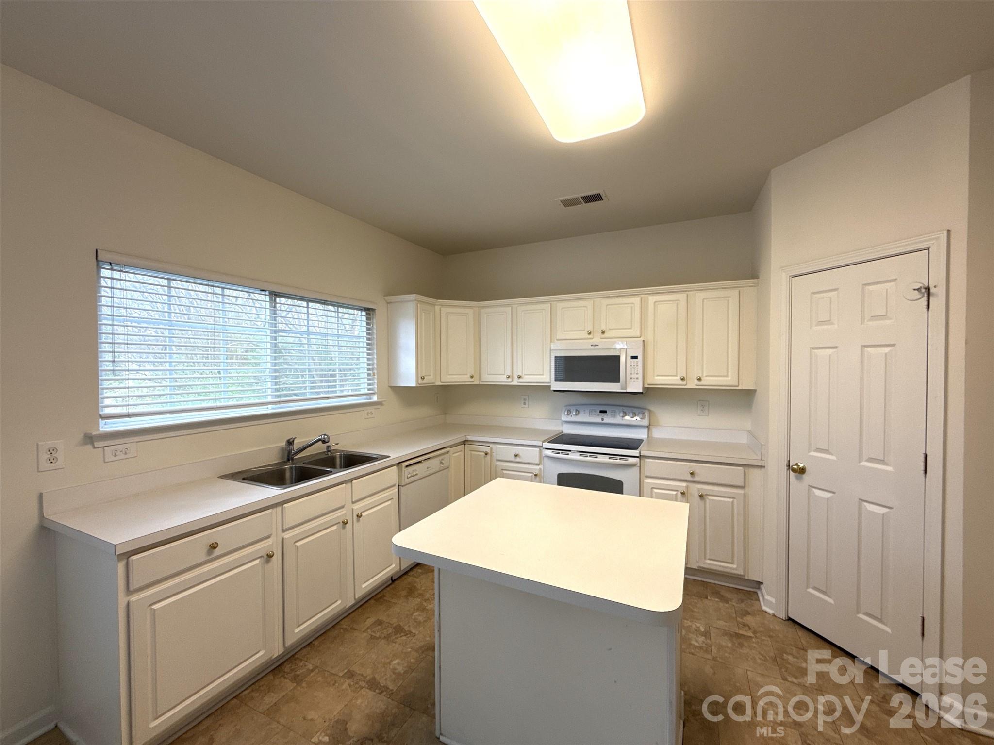 Wyndham Place - Residential Lease