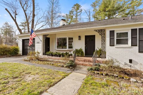 1223 Oakland Street Hendersonville NC 28792