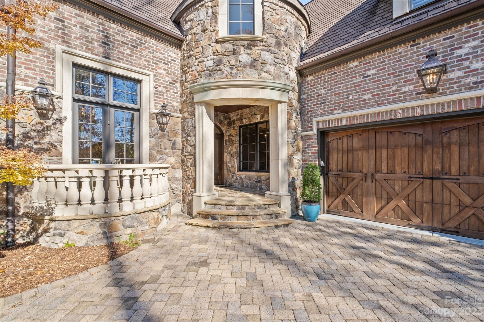 Kingswood - Residential