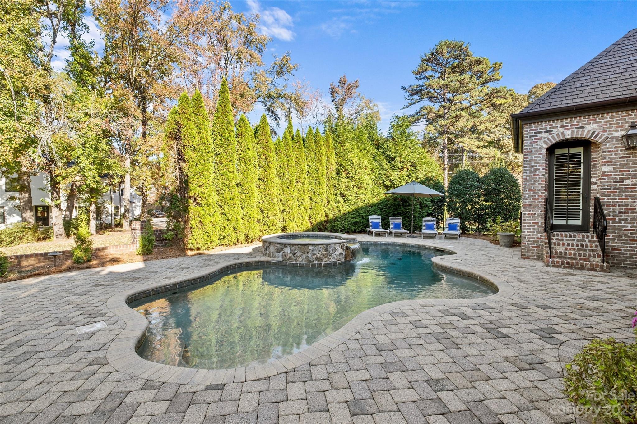 Kingswood - Residential