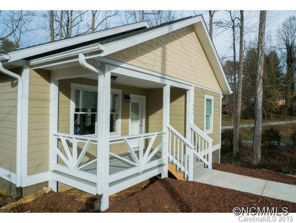 Royal Pines - Residential