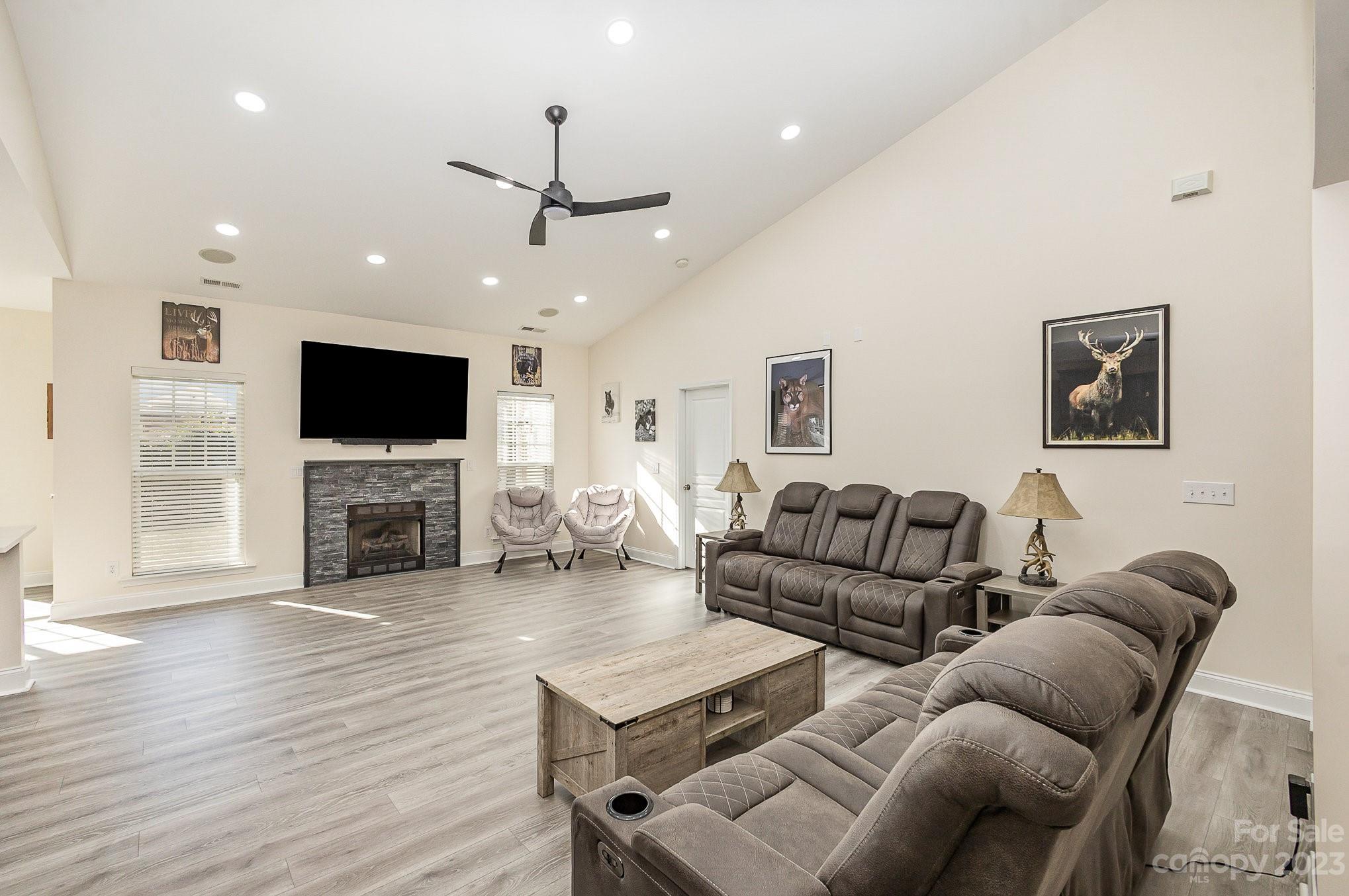 Taylor Glenn - Residential