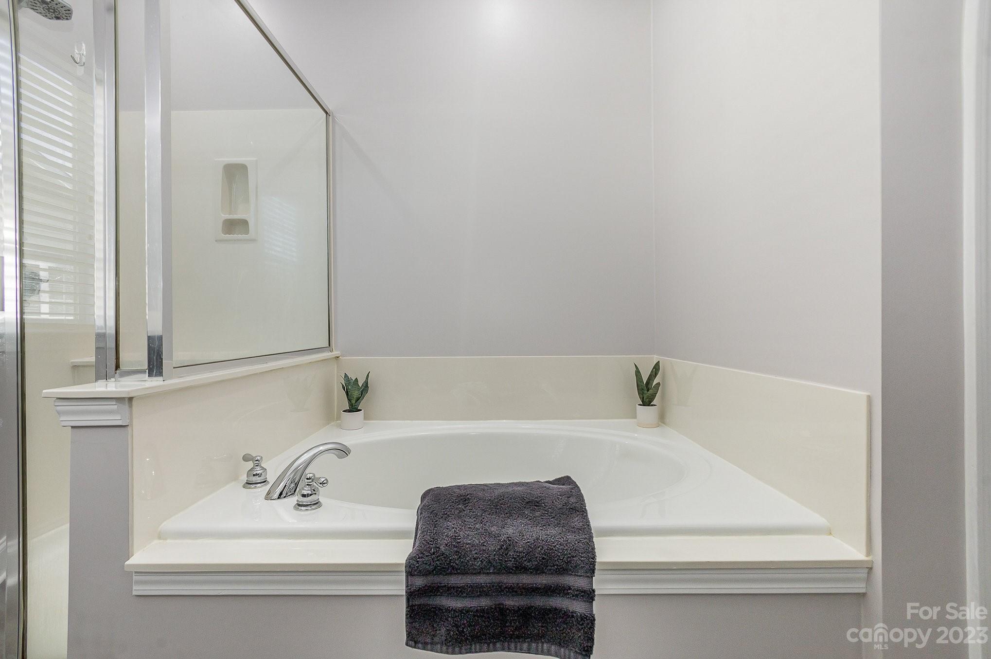 Taylor Glenn - Residential