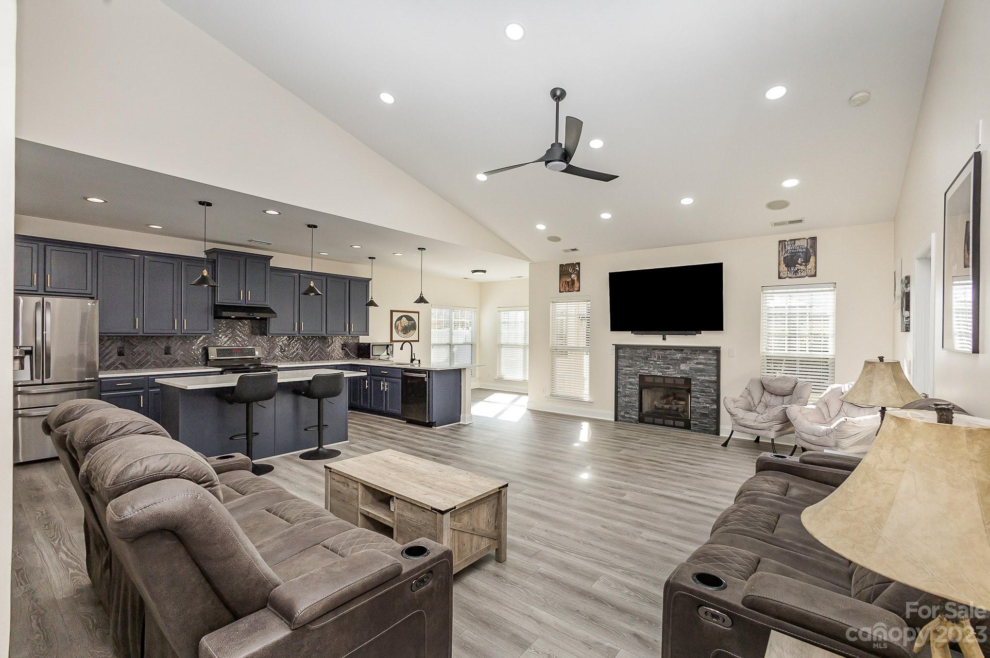 Taylor Glenn - Residential