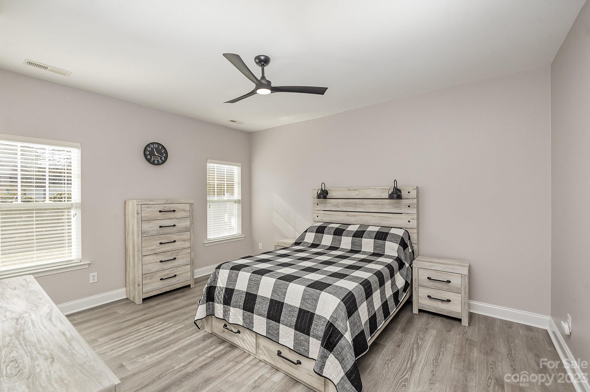 Taylor Glenn - Residential