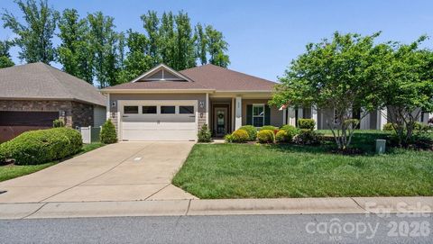 Photo of 439 Granite Lake Court, Denver, NC 28037 (MLS # 4359099)