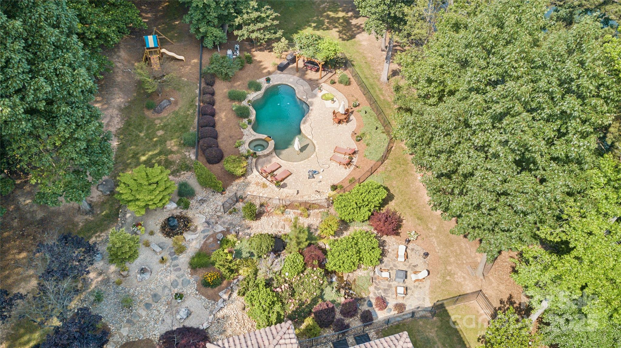 9184 Greenwood Road