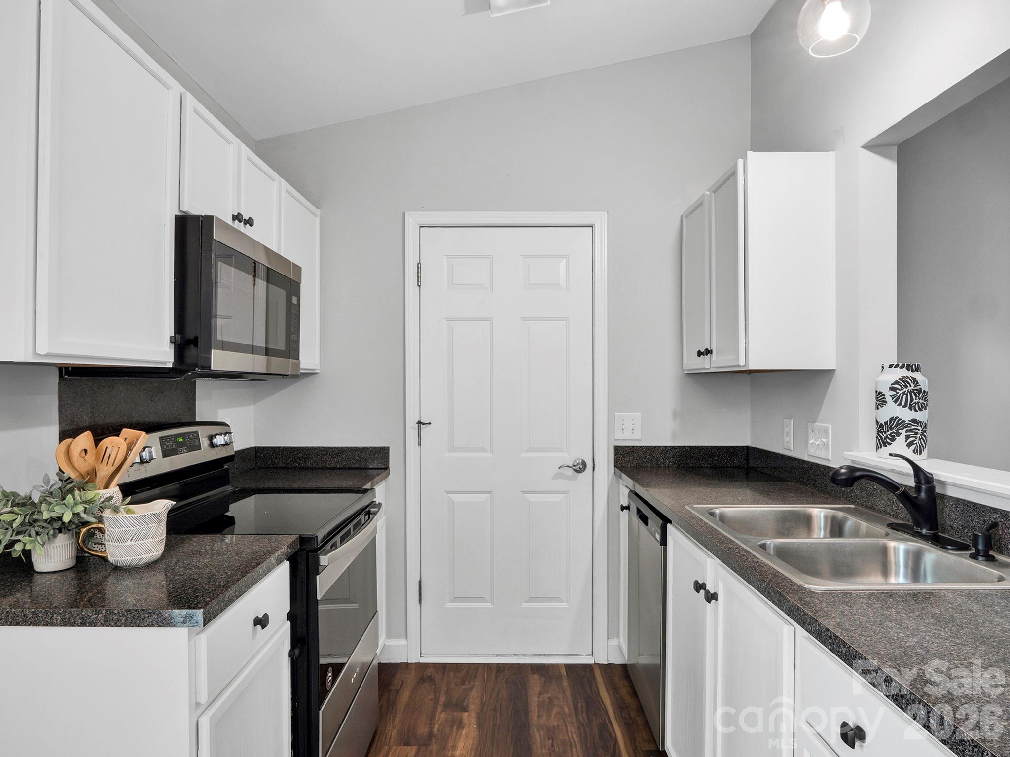 Osprey Pointe - Residential