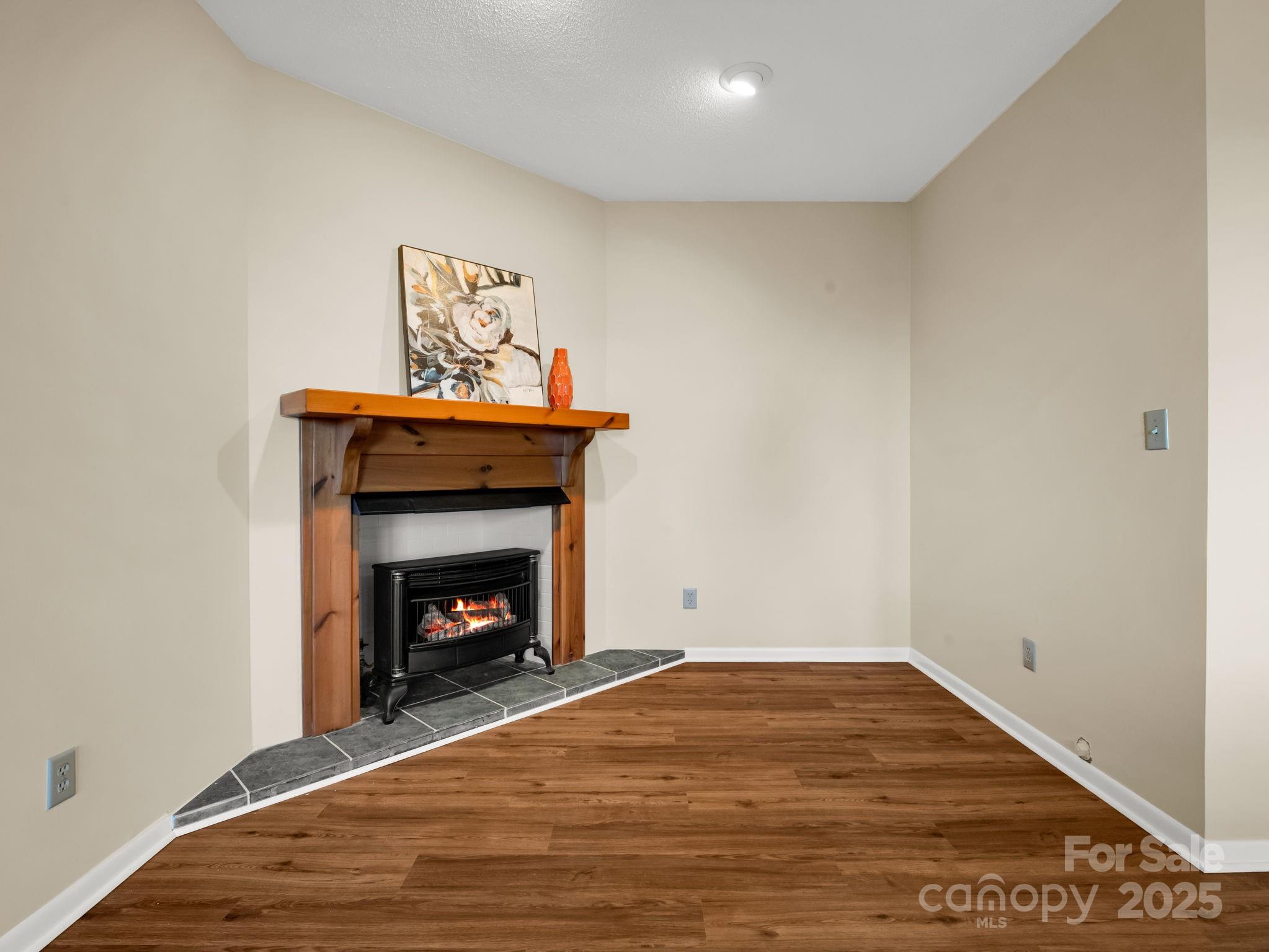 Connestee Falls - Residential