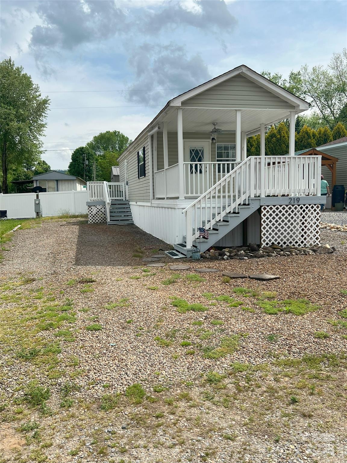 219 Pike Point