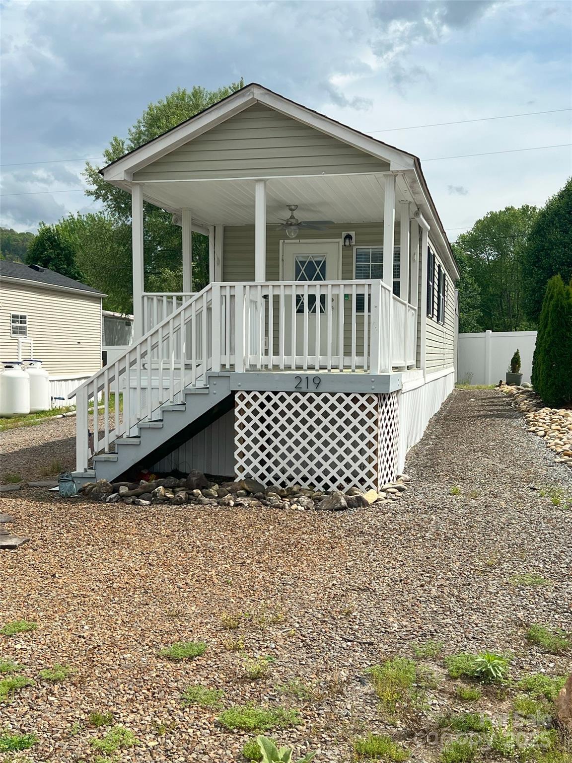 219 Pike Point