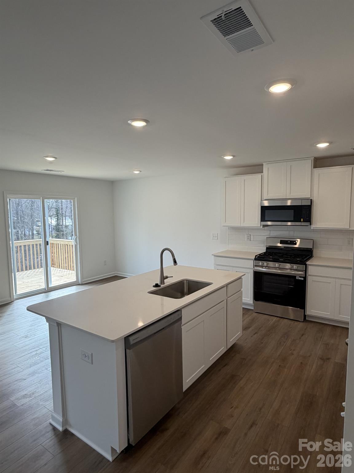 Bakers Creek - Residential