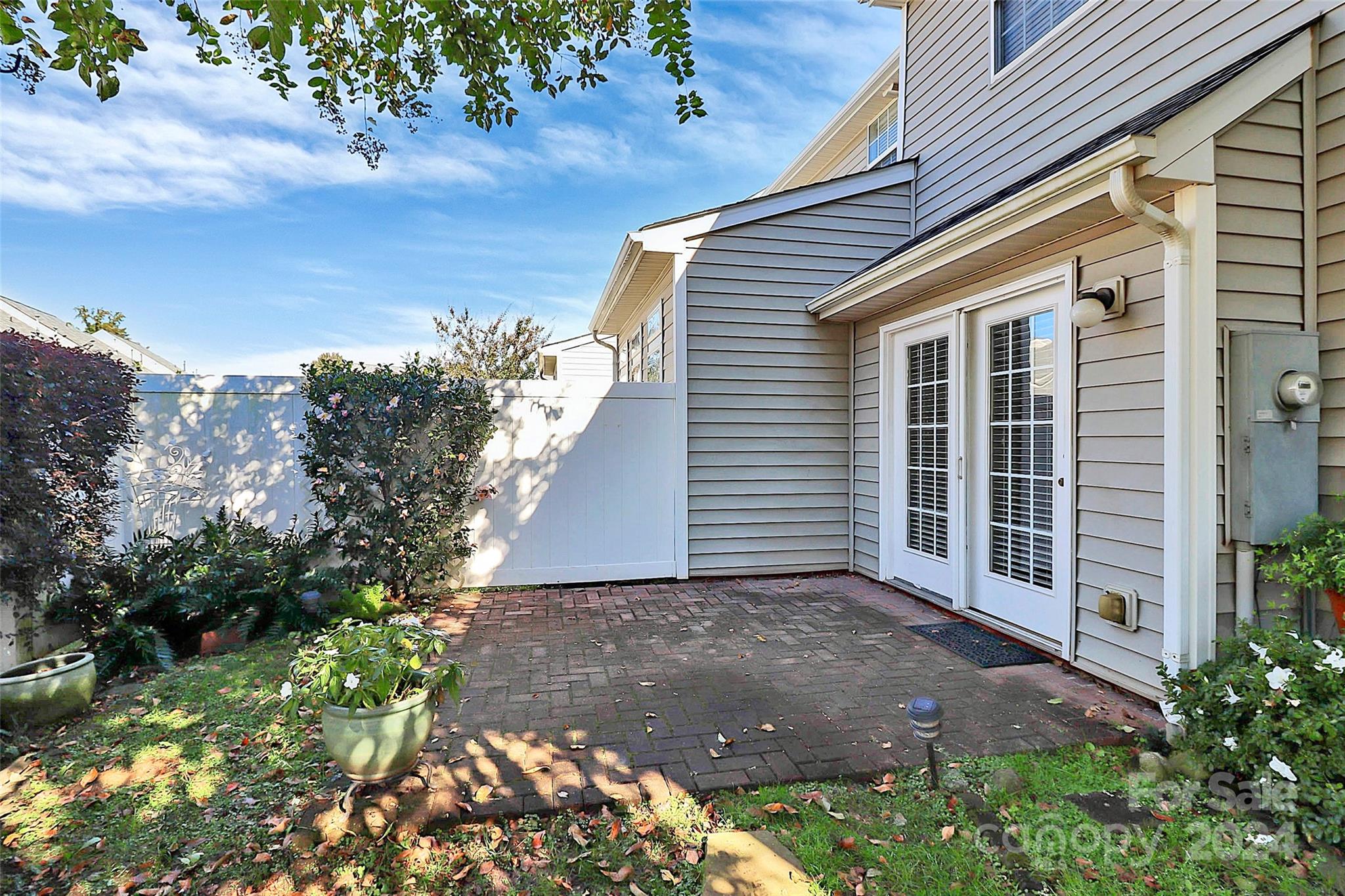 Fairway Townes - Residential