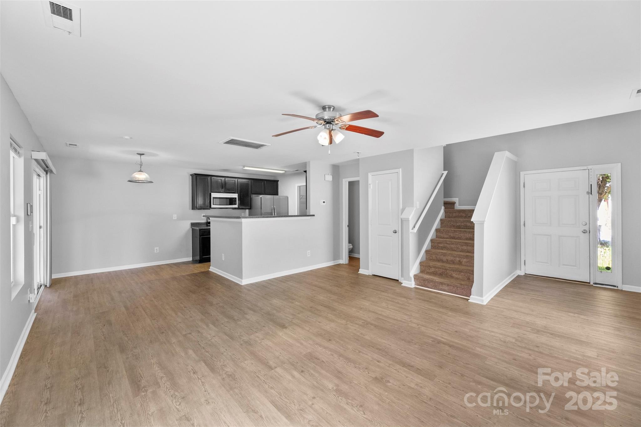 2415 Cairns Mill Court