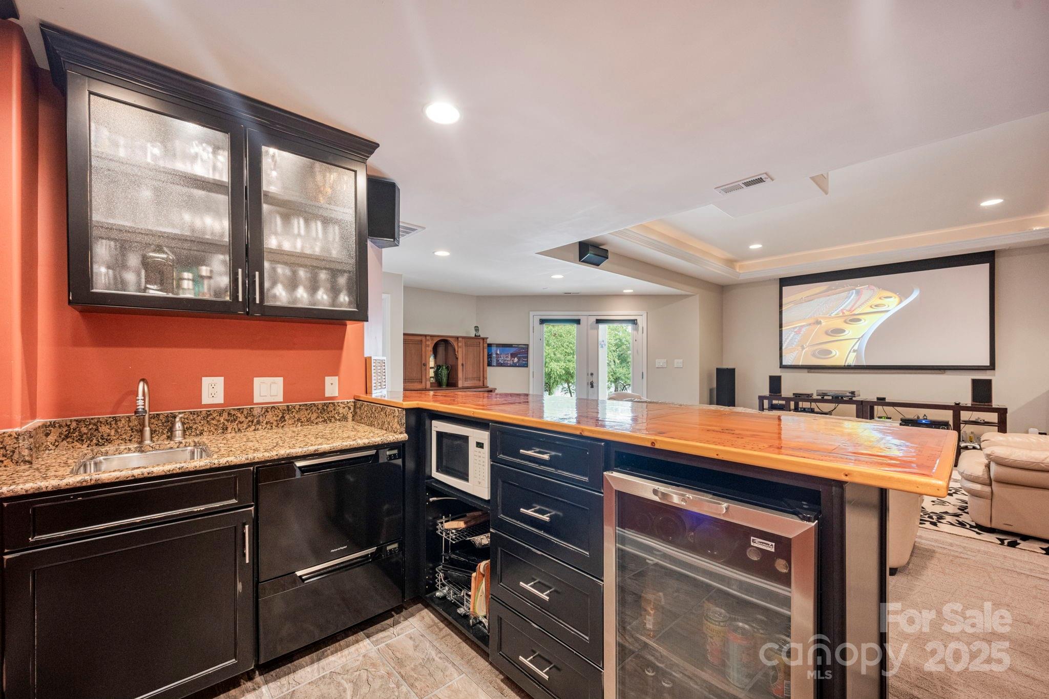 Lake Ridge At Pinsto Forest - Residential