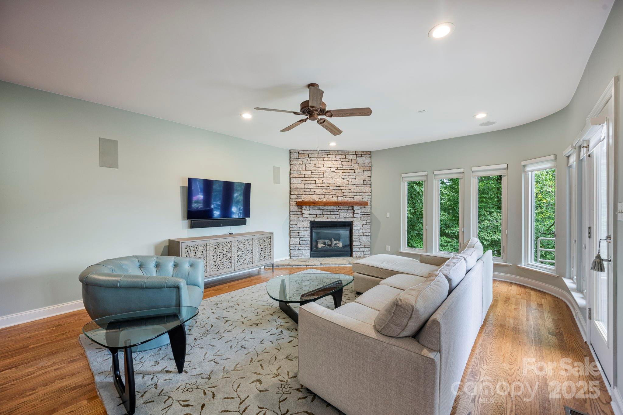 Lake Ridge At Pinsto Forest - Residential