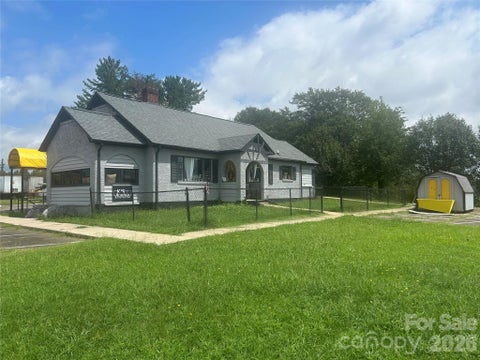 Photo of 1801 Conover Boulevard E, Conover, NC 28613 (MLS # 4424418)