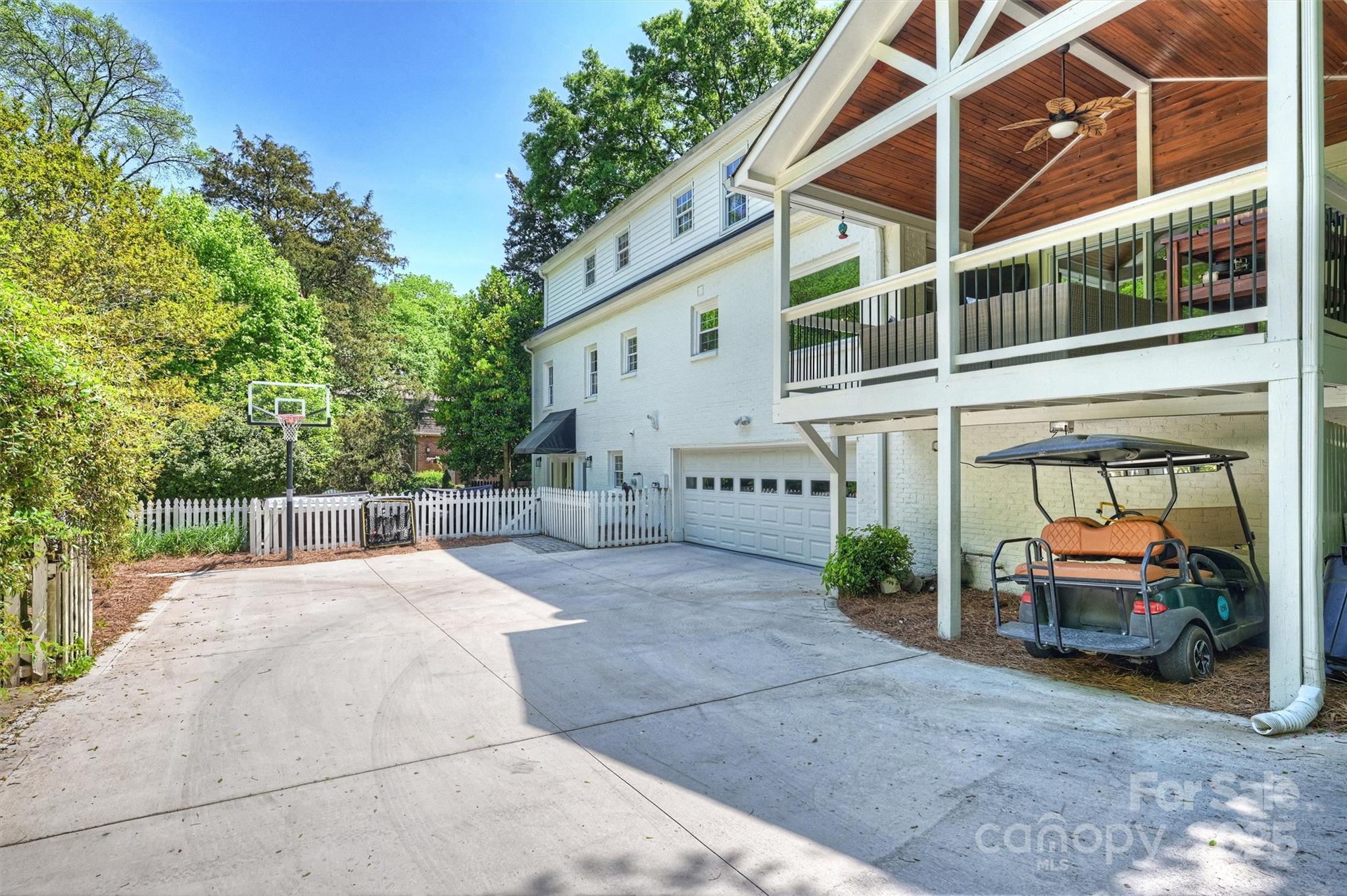 Montibello - Residential