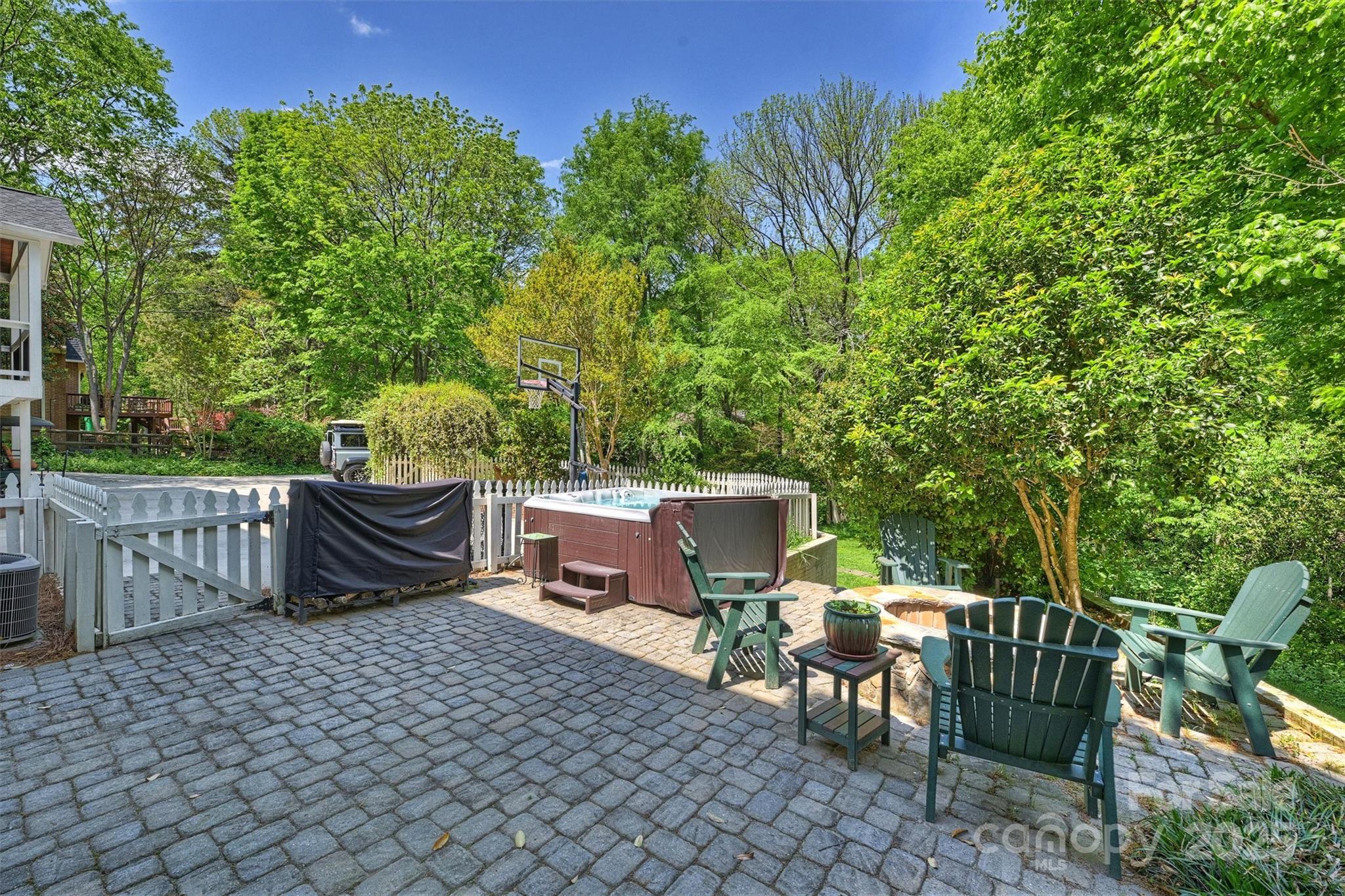 Montibello - Residential