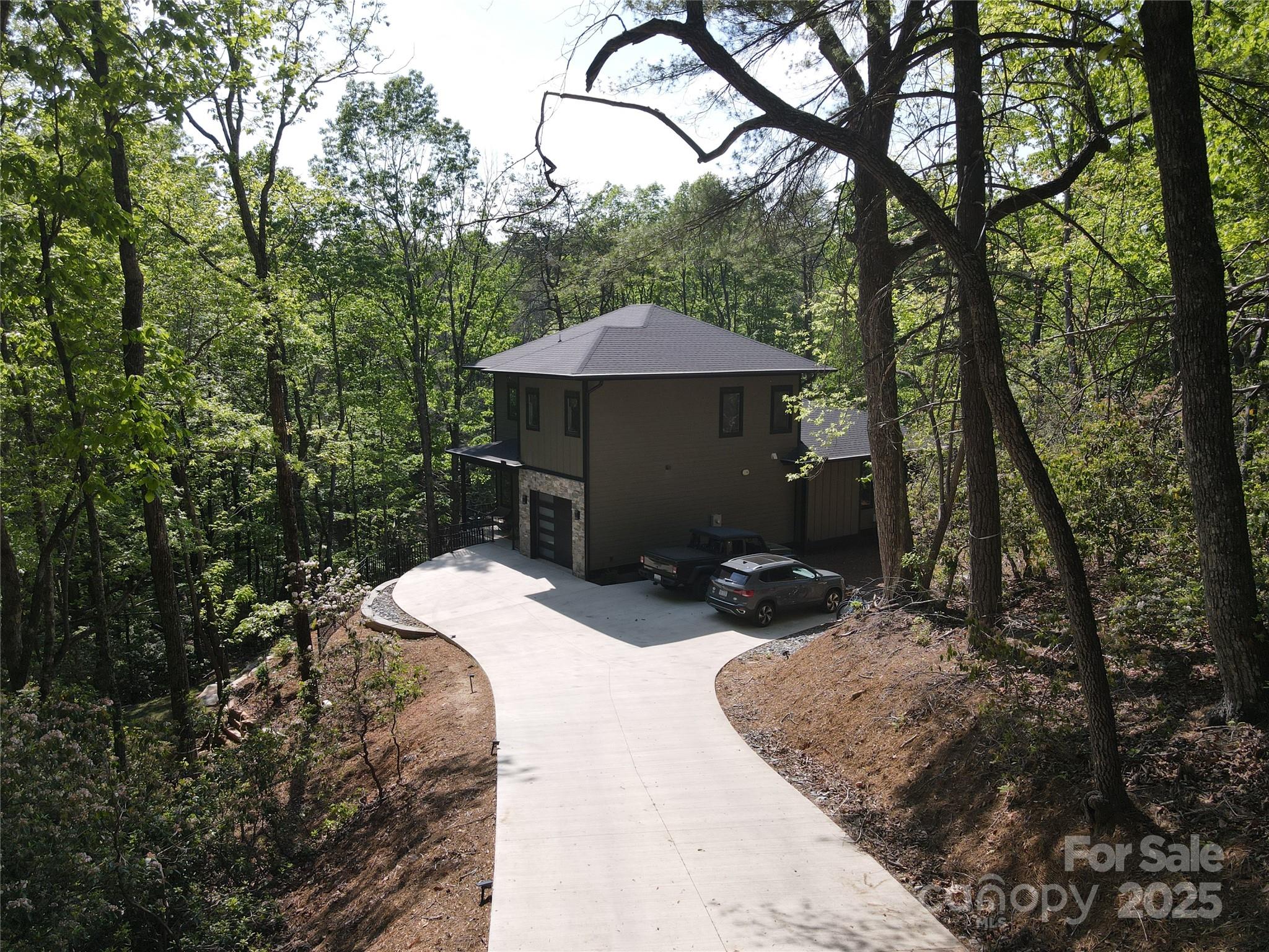 614 High Trail Drive