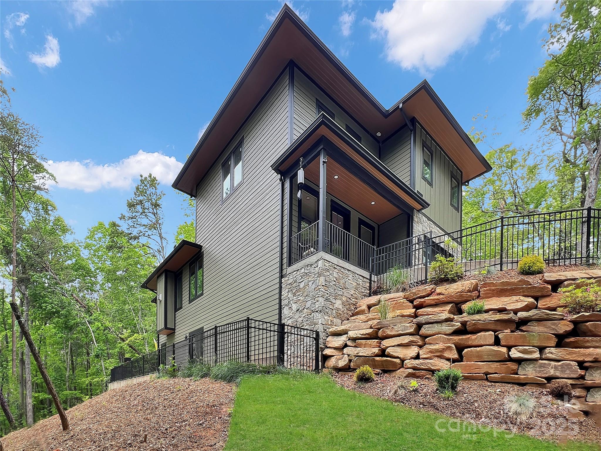 614 High Trail Drive