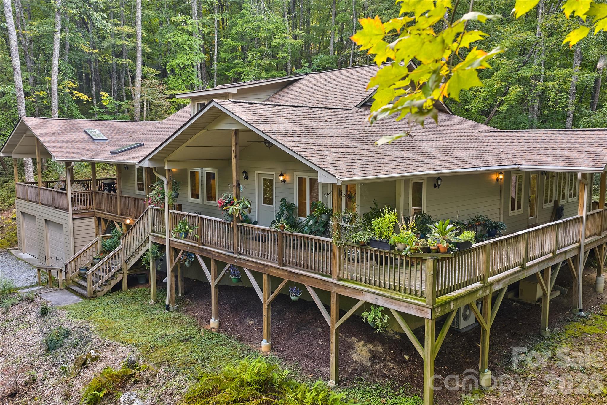 121 Red Oak Lane