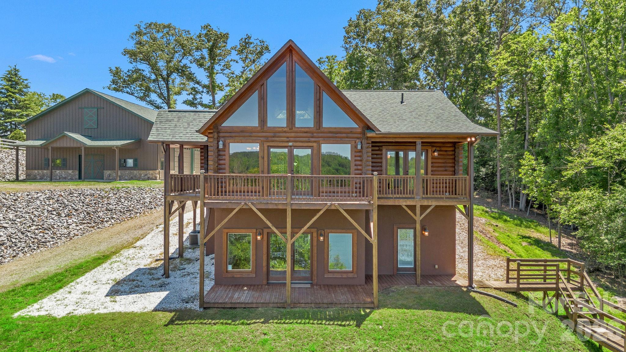 318 Heron Point Drive, Wilkesboro, NC, 28697