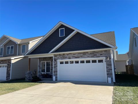 28 Sage Crest Loop Weaverville NC 28787