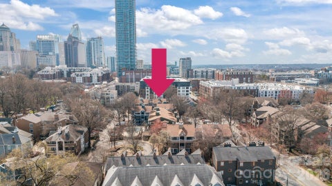 Photo of 419 W 8th Street #59, Charlotte, NC 28202 (MLS # 4421707)