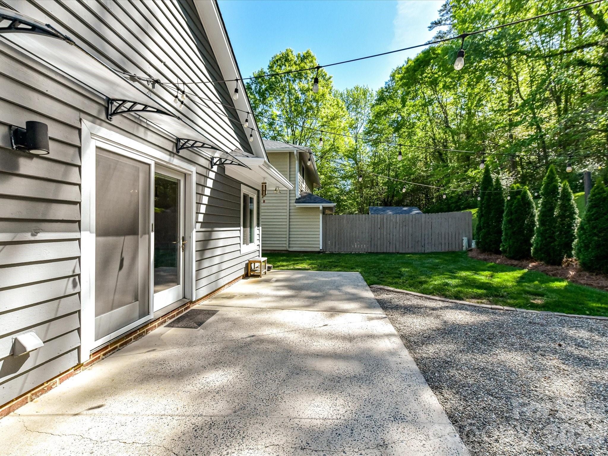 Darby Hall - Residential