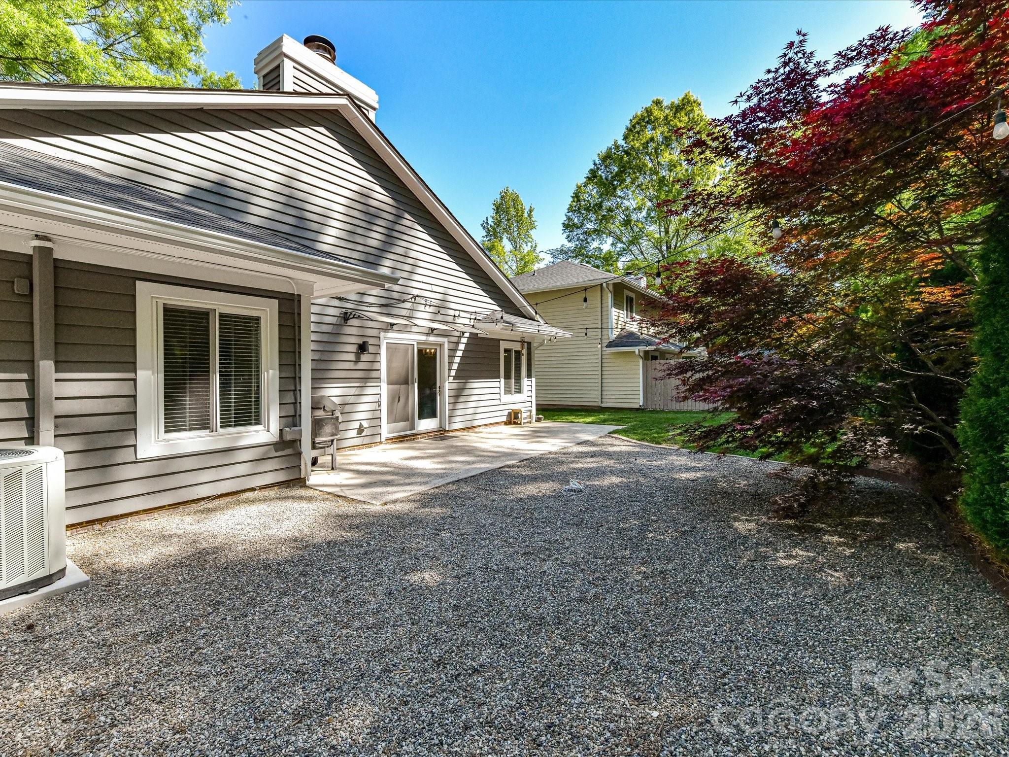 Darby Hall - Residential