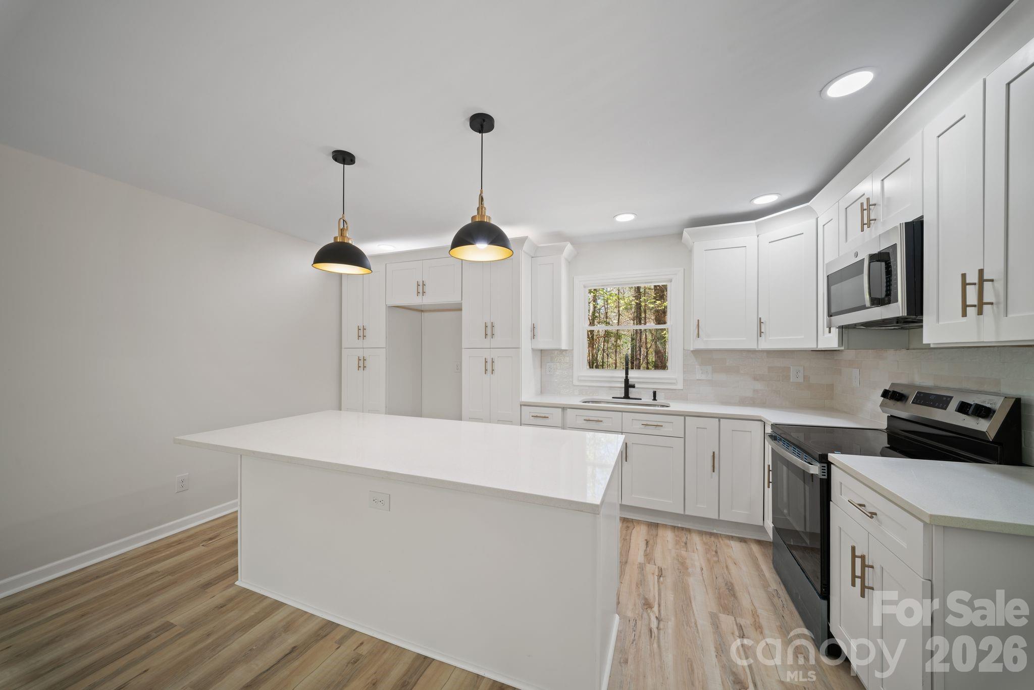 Green Hill - Residential