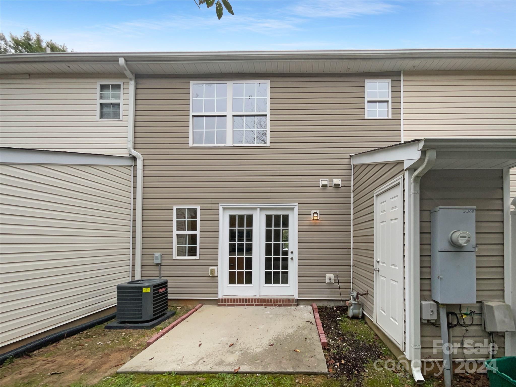 Windsor Trace - Residential