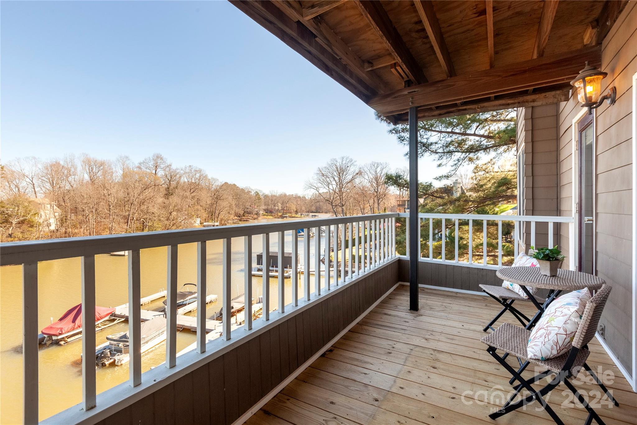 Emerald Point - Residential