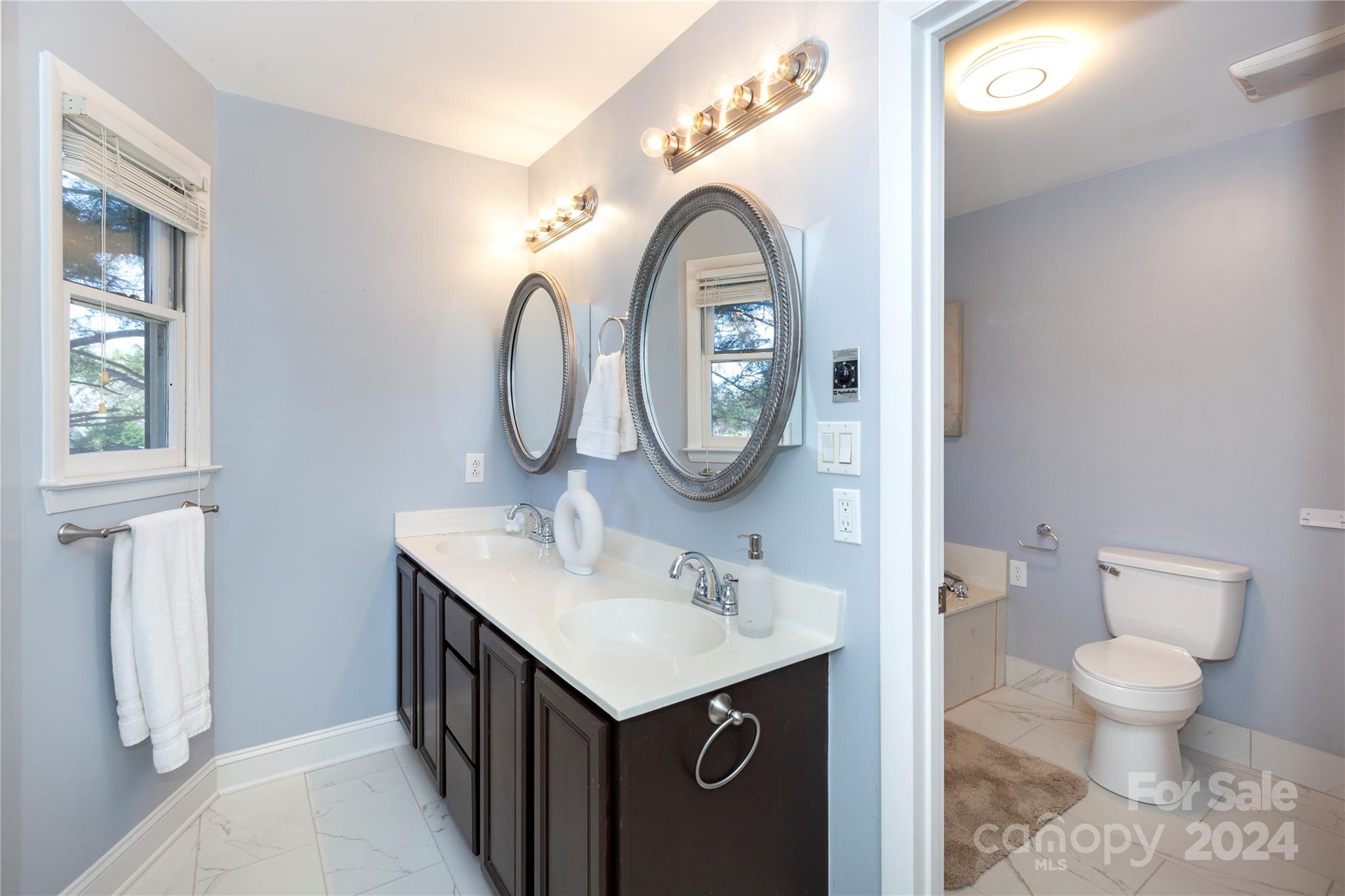 Emerald Point - Residential