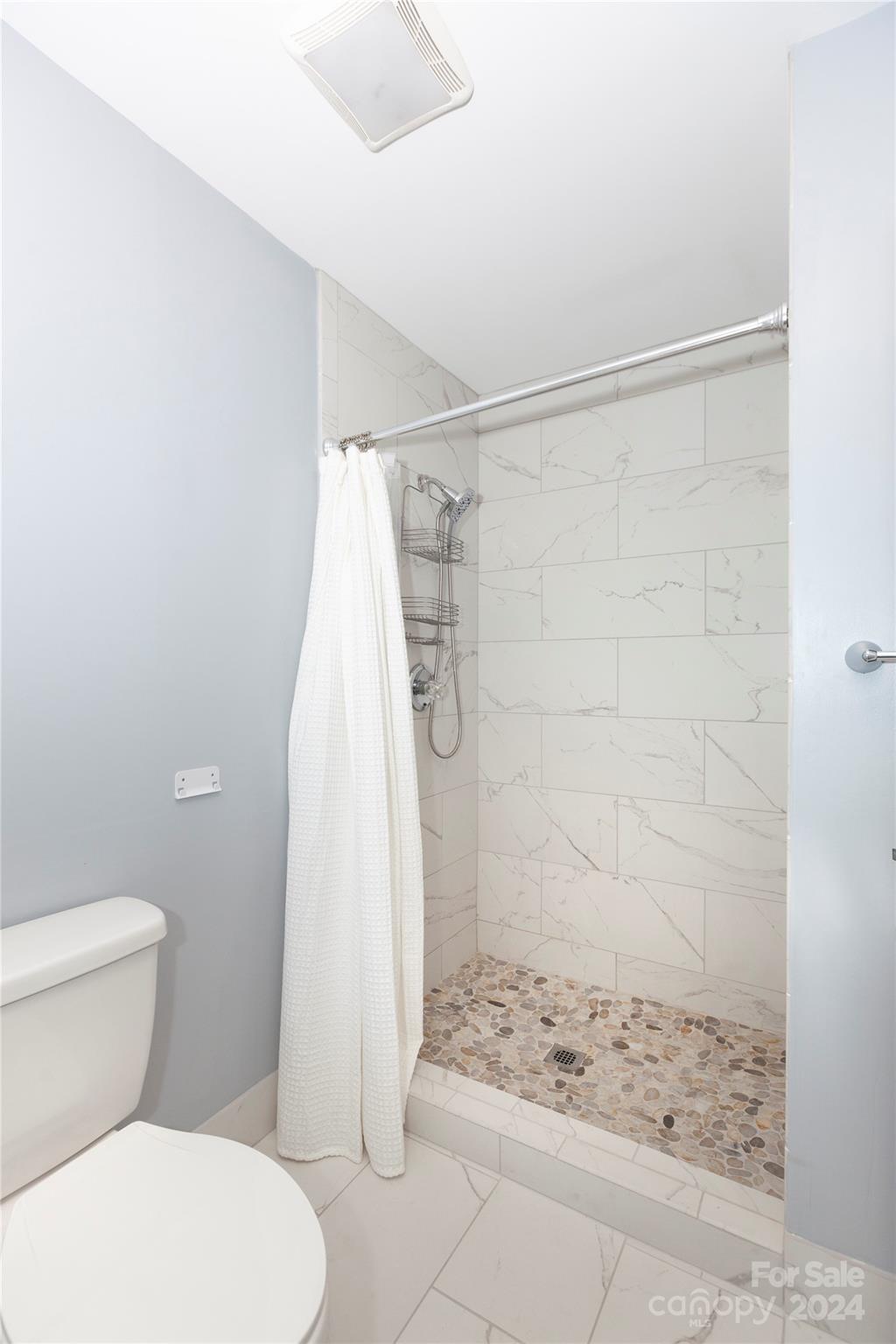 Emerald Point - Residential