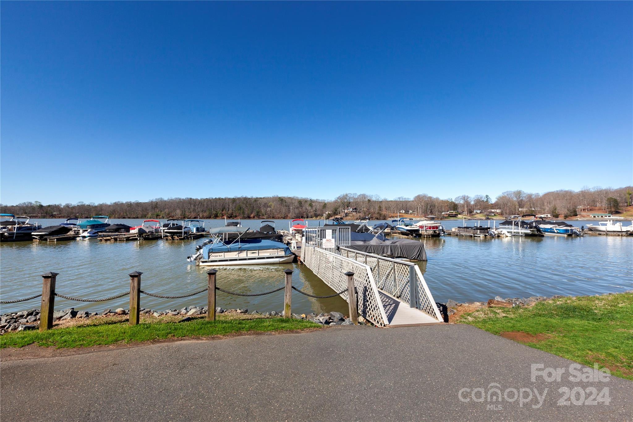 Emerald Point - Residential